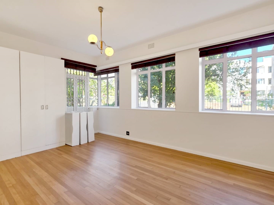 To Let 3 Bedroom Property for Rent in Gardens Western Cape